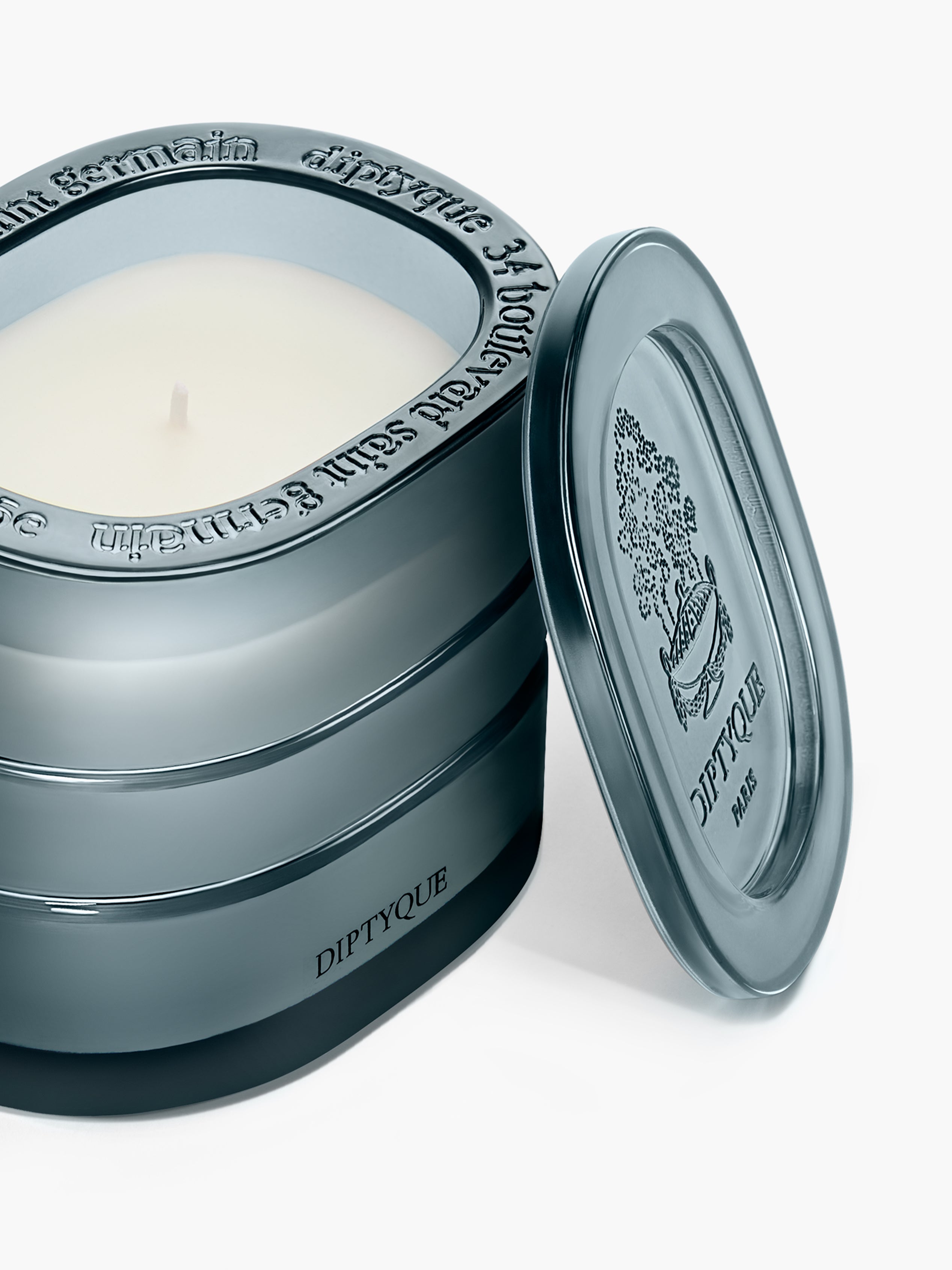 NYMPHÉES MERVEILLES (ナンフェメルヴェイユ/驚きの庭園) Nymphées Merveilles (Nymphaeum of Wonders) - Signature Candle